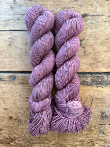 CHELSEA LUXE DK SALE DK SUGAR PLUM  274 yards