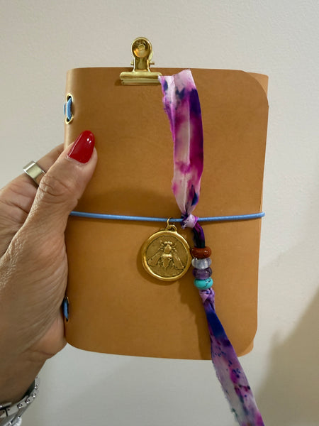 Chelsea Notes Passport Leather Journal Color Natural with Bee Charm